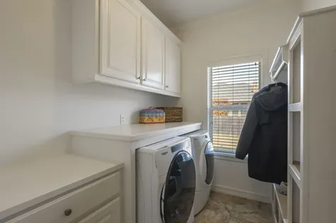 5303 Riviera Court College Station TX 77845