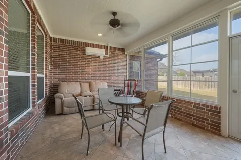5303 Riviera Court College Station TX 77845