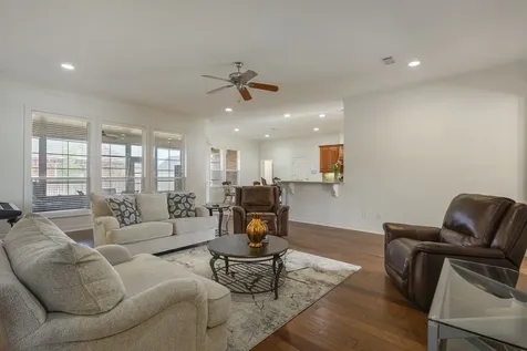 5303 Riviera Court College Station TX 77845