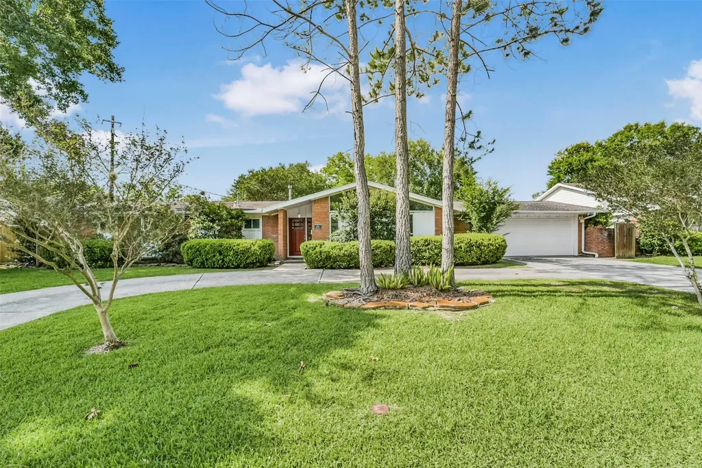 4707 Nenana Drive Houston TX 77035