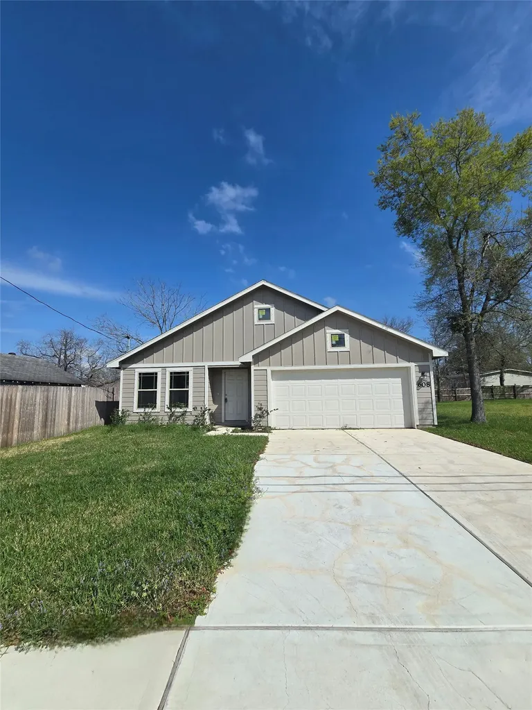 608 Yupon Street Baytown TX 77520