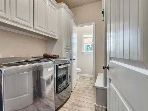 155 Horse Shoe Trail Angleton TX 77515
