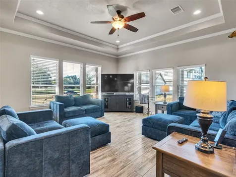 155 Horse Shoe Trail Angleton TX 77515