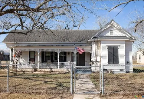 202 E 4th Street Nordheim TX 78141