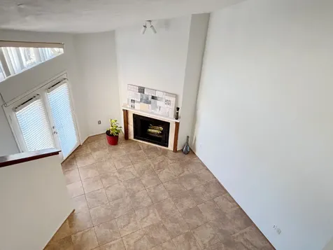 10855 Meadowglen Lane 1024 Houston TX 77042