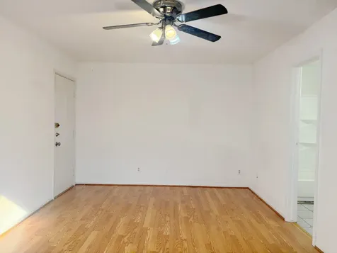 10855 Meadowglen Lane 1024 Houston TX 77042
