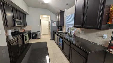 14503 Red Mulberry Houston TX 77044