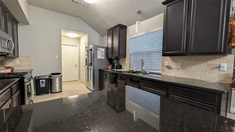 14503 Red Mulberry Houston TX 77044