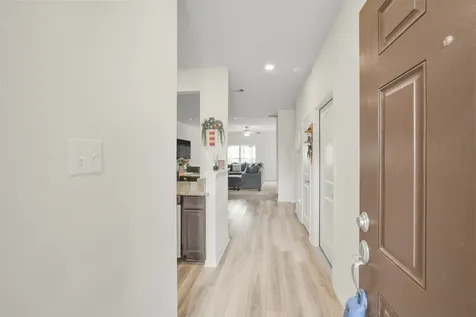 25418 Glacier Lake Drive Cleveland TX 77328