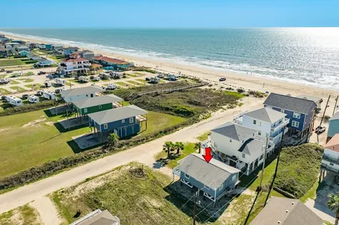 203 Carlton Avenue Surfside Beach TX 77541