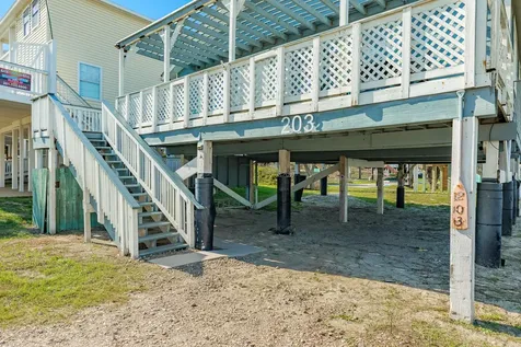 203 Carlton Avenue Surfside Beach TX 77541