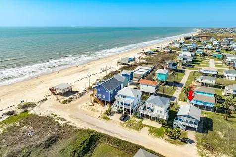 203 Carlton Avenue Surfside Beach TX 77541