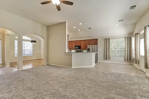 126 S Regan Mead Circle The Woodlands TX 77382