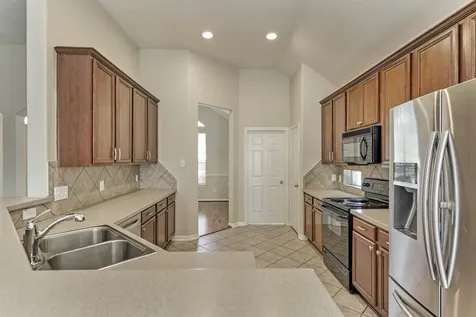 126 S Regan Mead Circle The Woodlands TX 77382