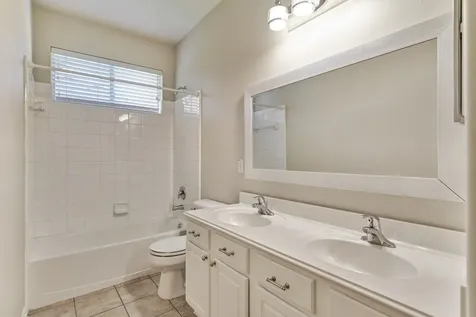 126 S Regan Mead Circle The Woodlands TX 77382