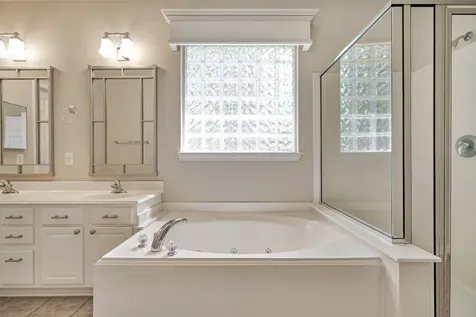 126 S Regan Mead Circle The Woodlands TX 77382