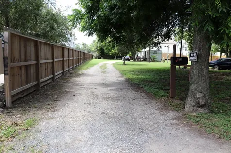 853 Rachel Street Houston TX 77091