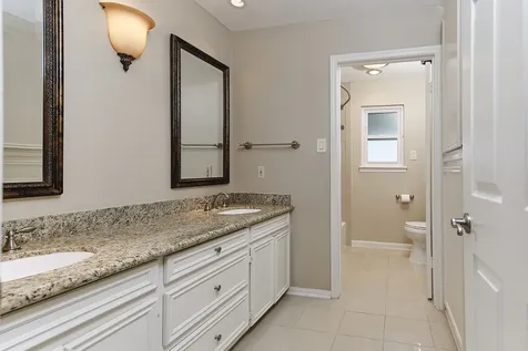 13115 Mission Valley Drive Houston TX 77069