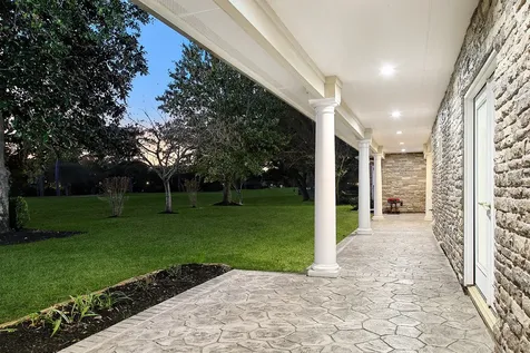 13115 Mission Valley Drive Houston TX 77069