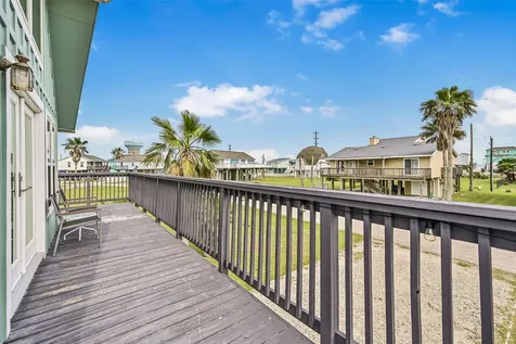22818 Buena Street Galveston TX 77554