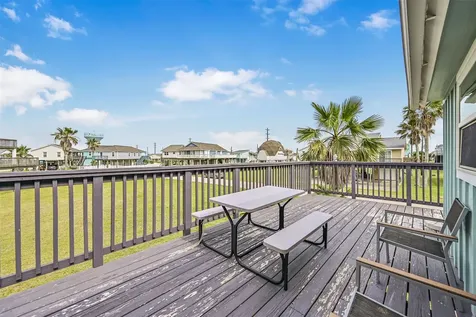 22818 Buena Street Galveston TX 77554