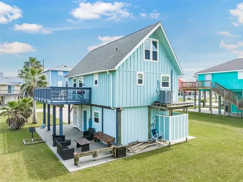 22818 Buena Street Galveston TX 77554
