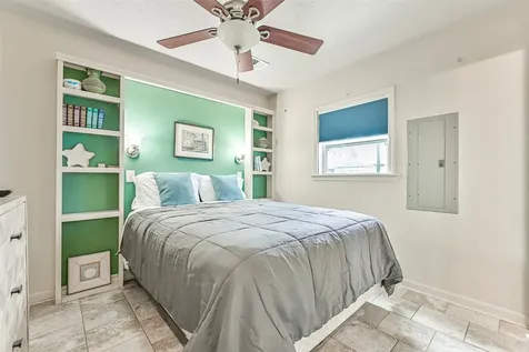 22818 Buena Street Galveston TX 77554
