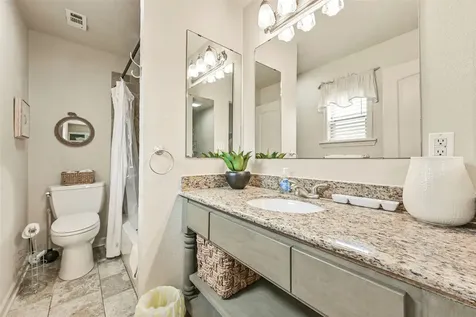 22818 Buena Street Galveston TX 77554