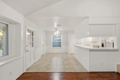 9718 Rathbone Drive Houston TX 77031