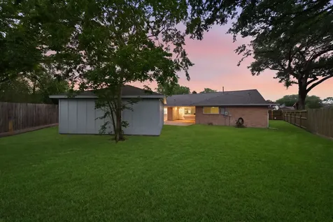 9718 Rathbone Drive Houston TX 77031