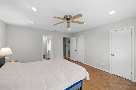 10152 Longmont Drive 38/10 Houston TX 77042