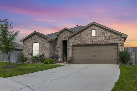 303 Morning Dove Trail Sealy TX 77474