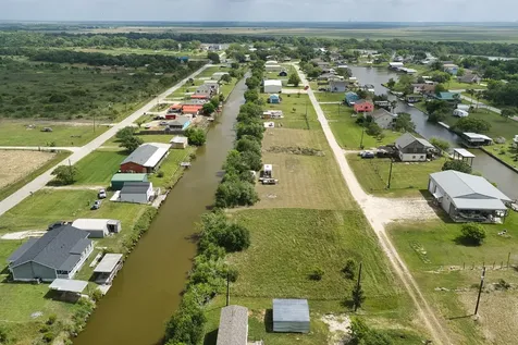 5131 County Road 868e Brazoria TX 77422