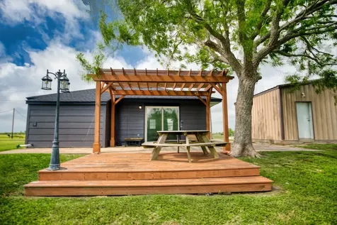 5131 County Road 868e Brazoria TX 77422