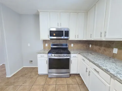 1423 Stone Bluff Drive Houston TX 77073
