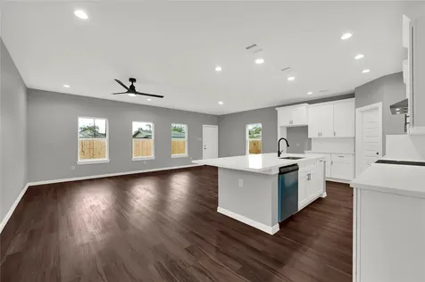 8029 Ritz Street Houston TX 77028