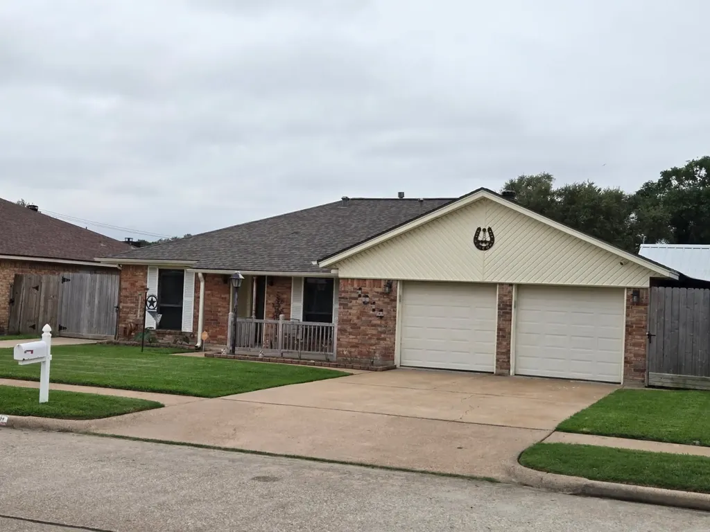 1014 Brookhollow Drive Deer Park TX 77536