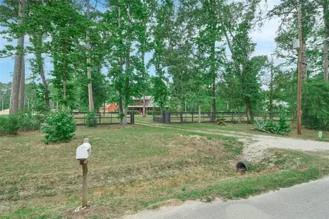 18233 Country Place Drive Conroe TX 77302
