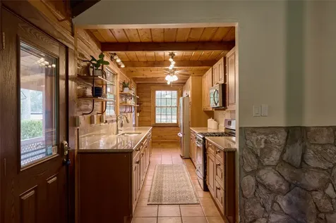18233 Country Place Drive Conroe TX 77302