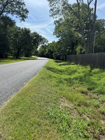1936 Wallisville Liberty Road Wallisville TX 77597