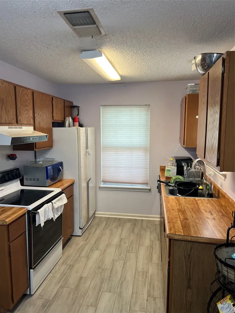 7215 Brandyridge San Antonio TX 78250