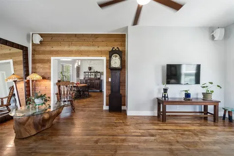 275 Pashun Lane New Waverly TX 77358