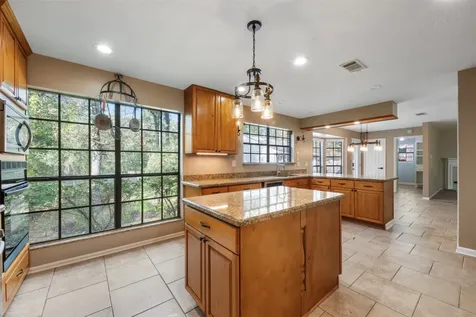 23 Eagle Rock Pl Place The Woodlands TX 77381
