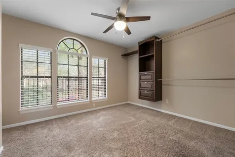 23 Eagle Rock Pl Place The Woodlands TX 77381