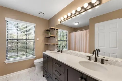 23 Eagle Rock Pl Place The Woodlands TX 77381
