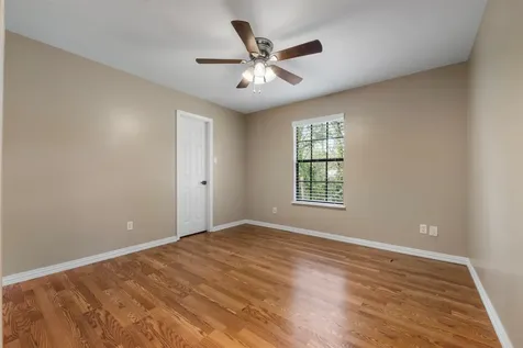 23 Eagle Rock Pl Place The Woodlands TX 77381