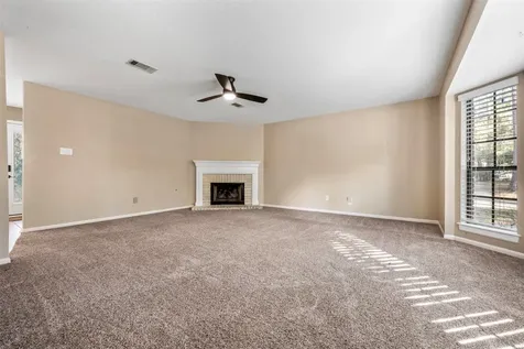 23 Eagle Rock Pl Place The Woodlands TX 77381
