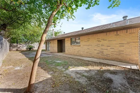 10746 Staghill Drive Houston TX 77064