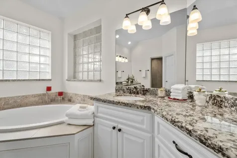 2115 Fairway Green Drive Kingwood TX 77339
