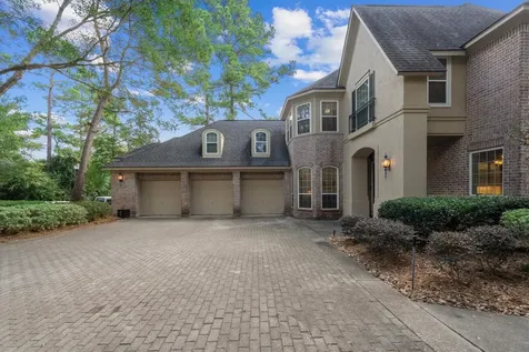 2115 Fairway Green Drive Kingwood TX 77339